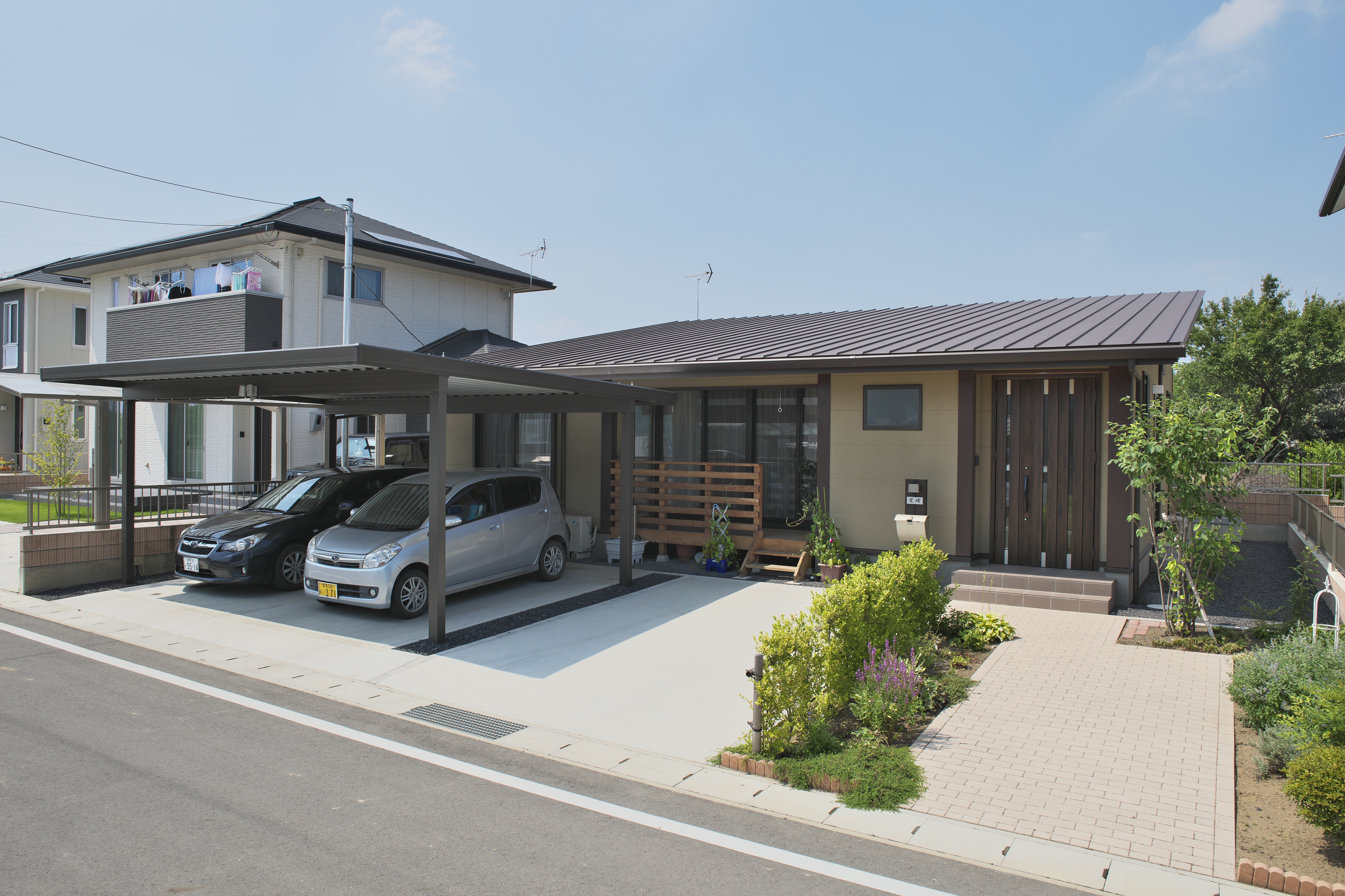スタイリッシュな平屋の家 群馬県伊勢崎市 群馬県みどり市の注文住宅 新築戸建てなら工務店の石原工房 スタイリッシュな平屋の家 群馬県伊勢崎市 群馬県みどり市の注文住宅 新築戸建てなら工務店の石原工房